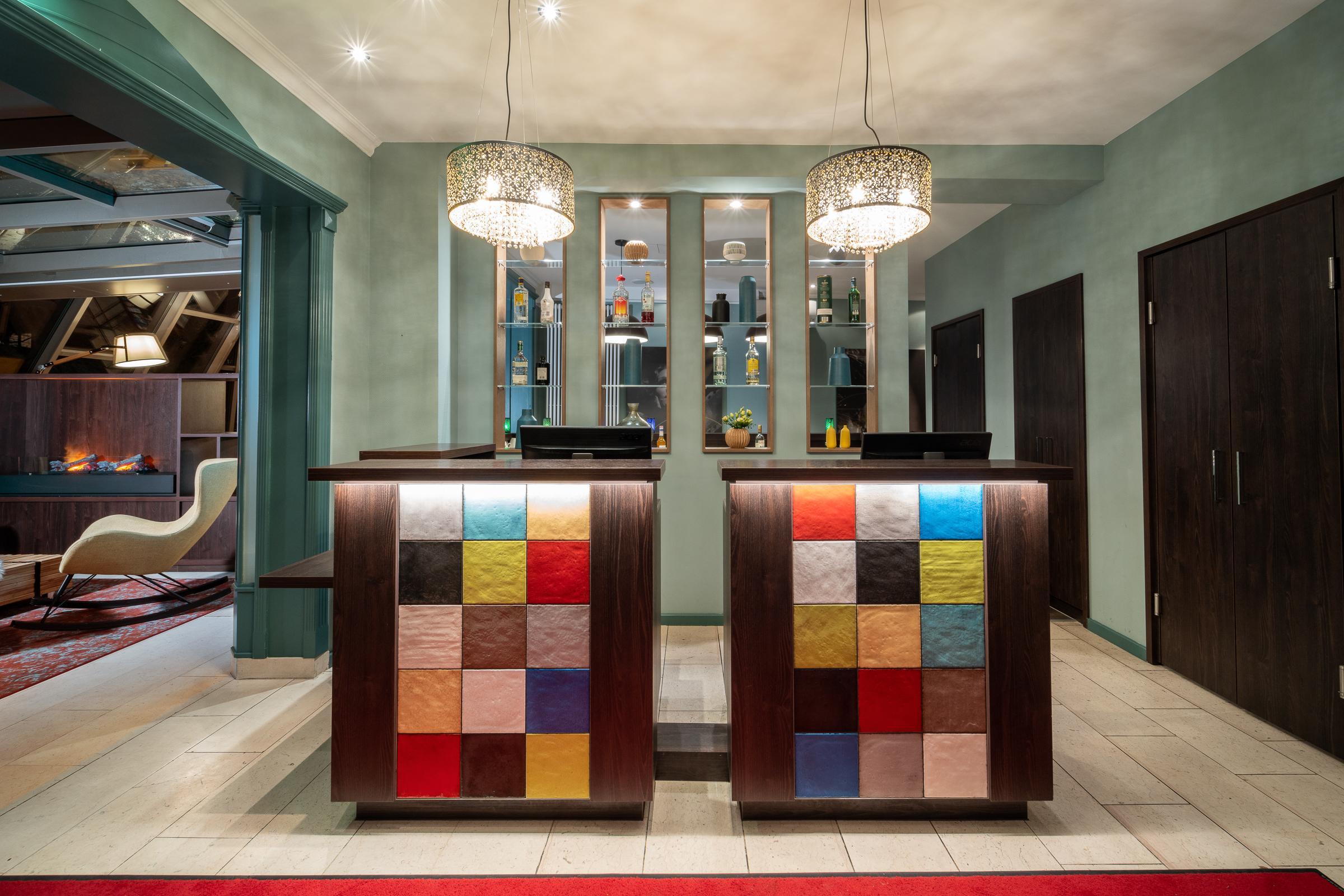 Leonardo Boutique South